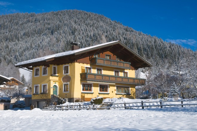Foto - Haus am Bach im Winter